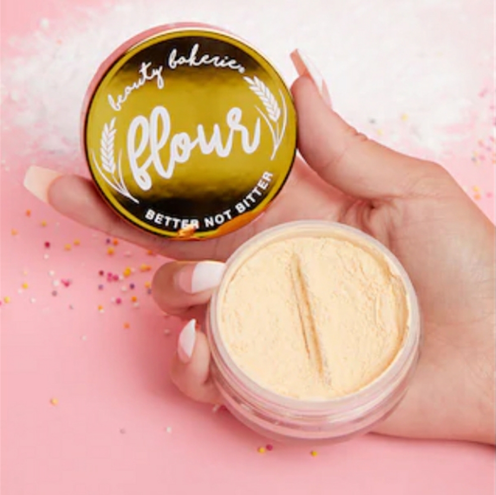 Beauty Bakerie Flour Setting Powder Cassava